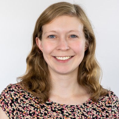 Bild von Helena Bockrath, die Ansprechperson ist für Studenten und Praktikumssuchende